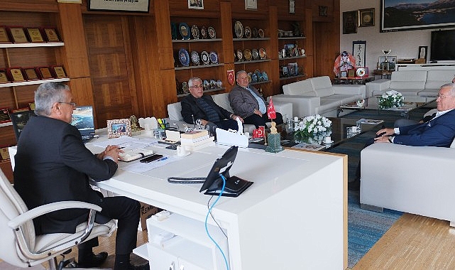 Tıraş'tan Başkan Topaloğlu'na ziyaret
