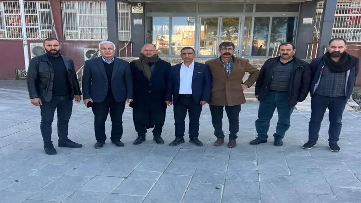 Dem'li Hilvan Belediyesinde Çatlak