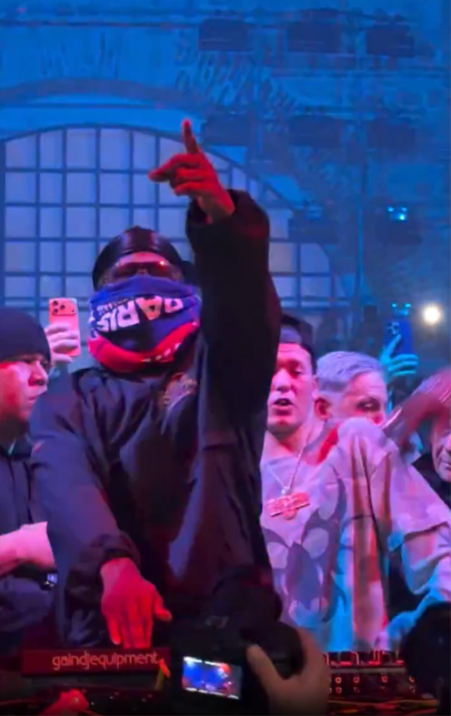 1 Saat Rötar, 20 Dakika Sahne! Dünyaca Ünlü Rapçi Travis Scott İstanbul'da Hayal Kırıklığı Yarattı
