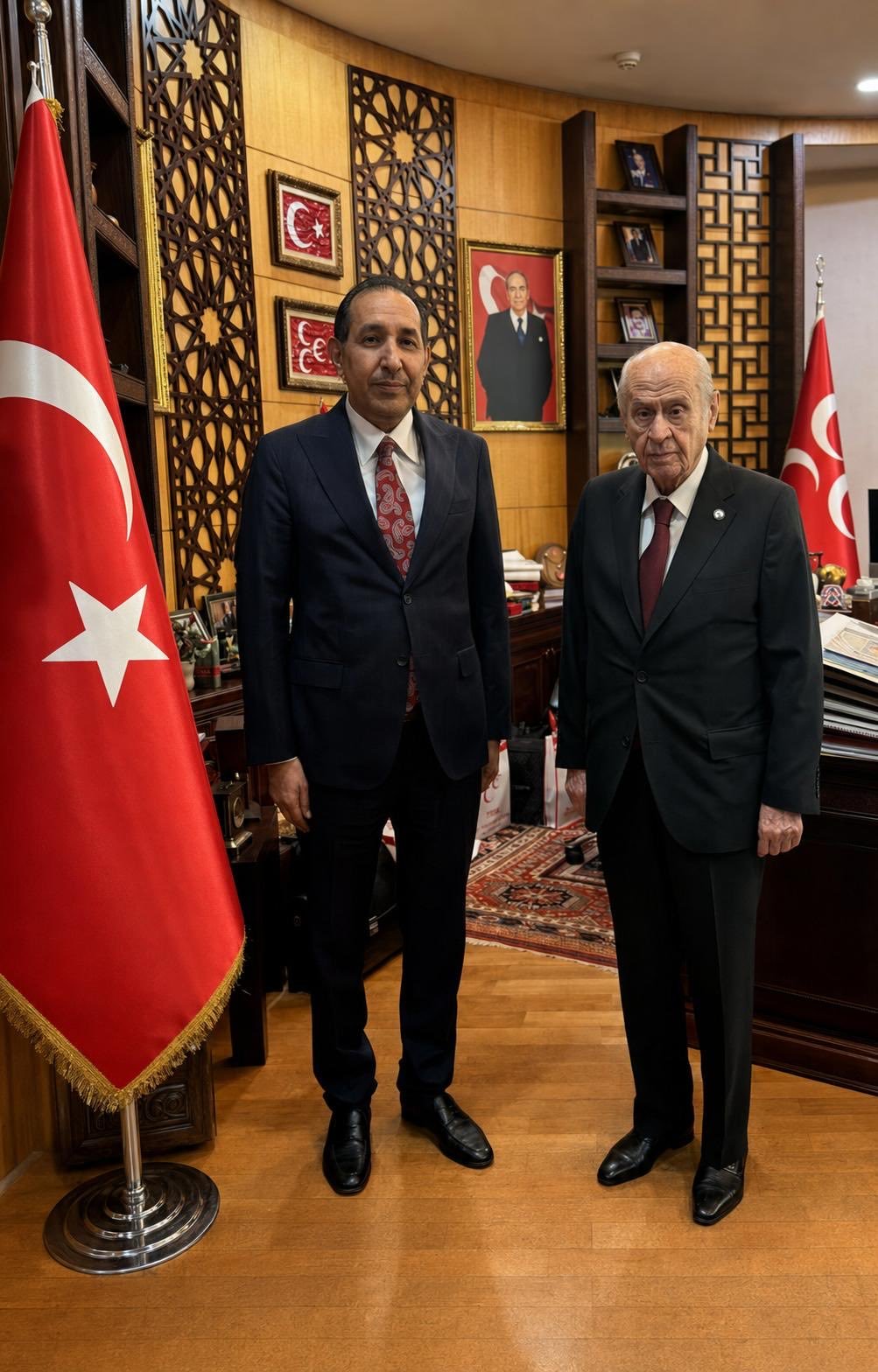 Haziran ayı başında Milliyetçi Hareket Partisi (MHP) Şanlıurfa İl Başkanlığı görevinden alınan Mahmut Güneş, MHP Genel Başkanı Devlet Bahçeli'yi genel merkezdeki makamında ziyaret etti.